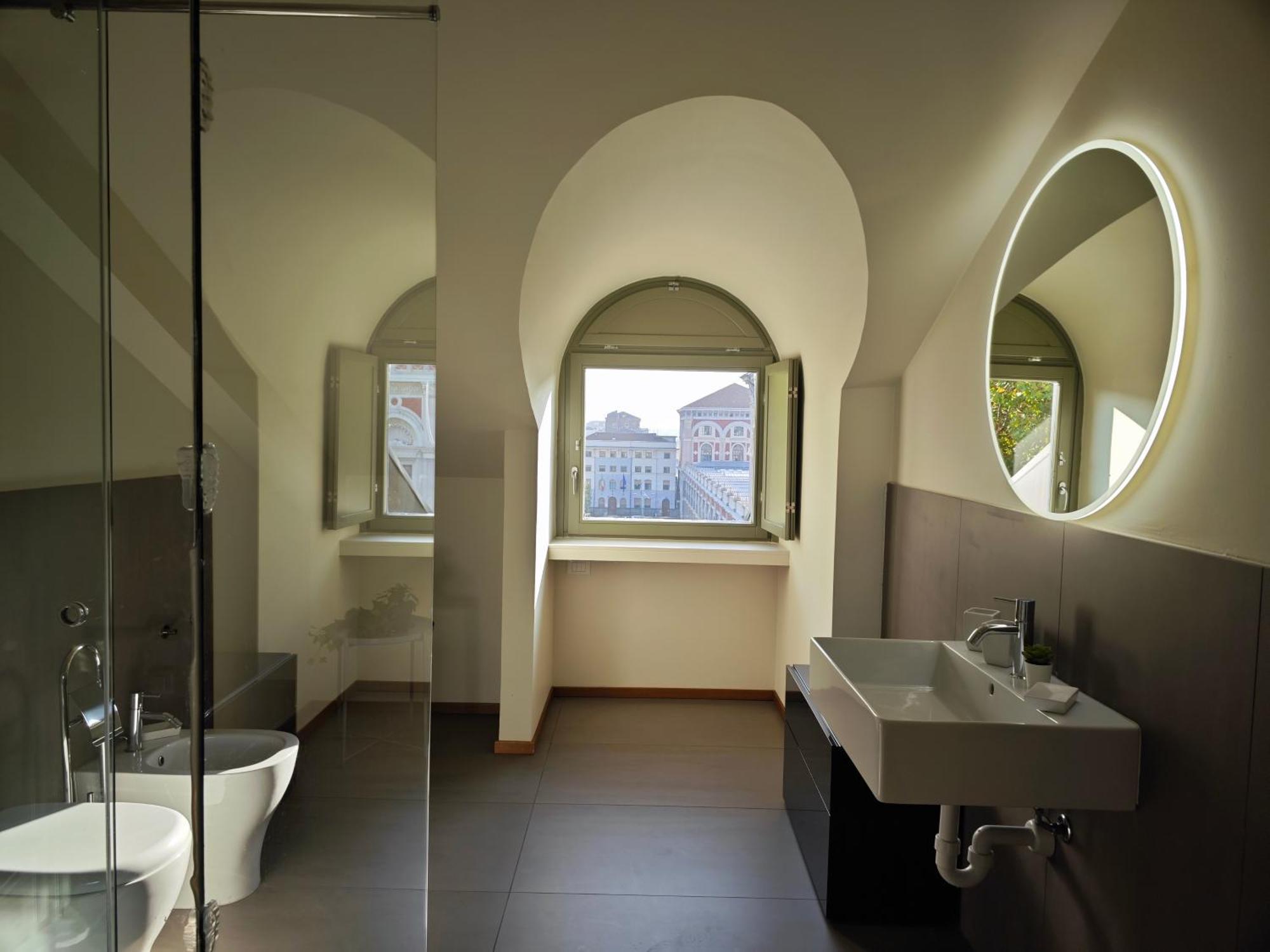 Hostdomus - Lagrange Luxury Apartment Turin