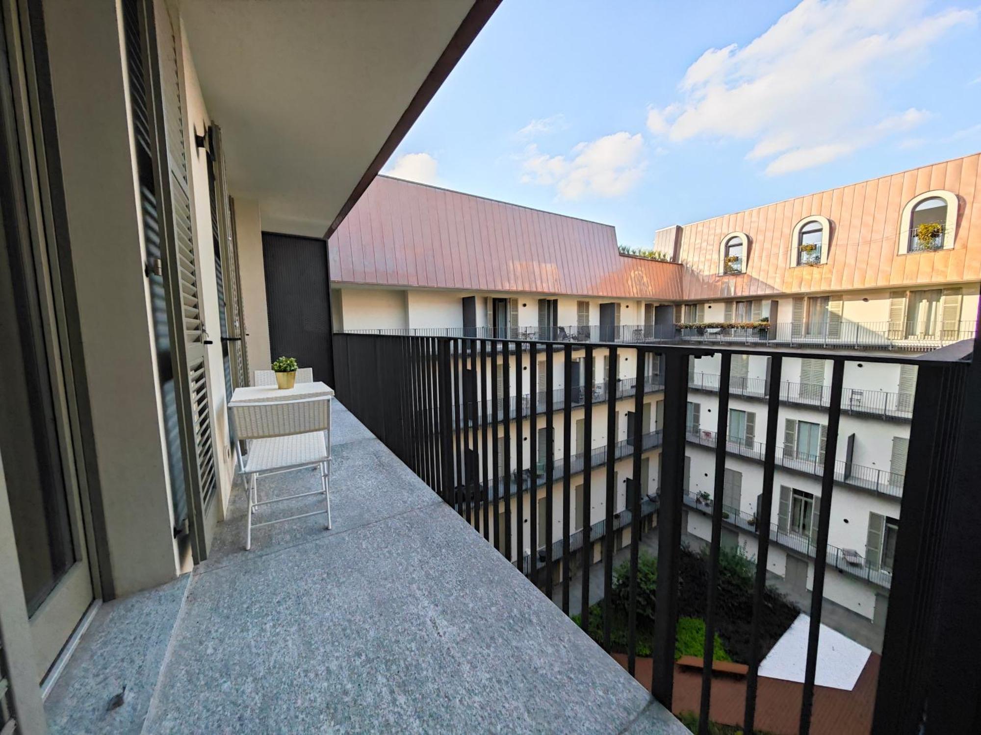 Appartamento Hostdomus - Lagrange Luxury *